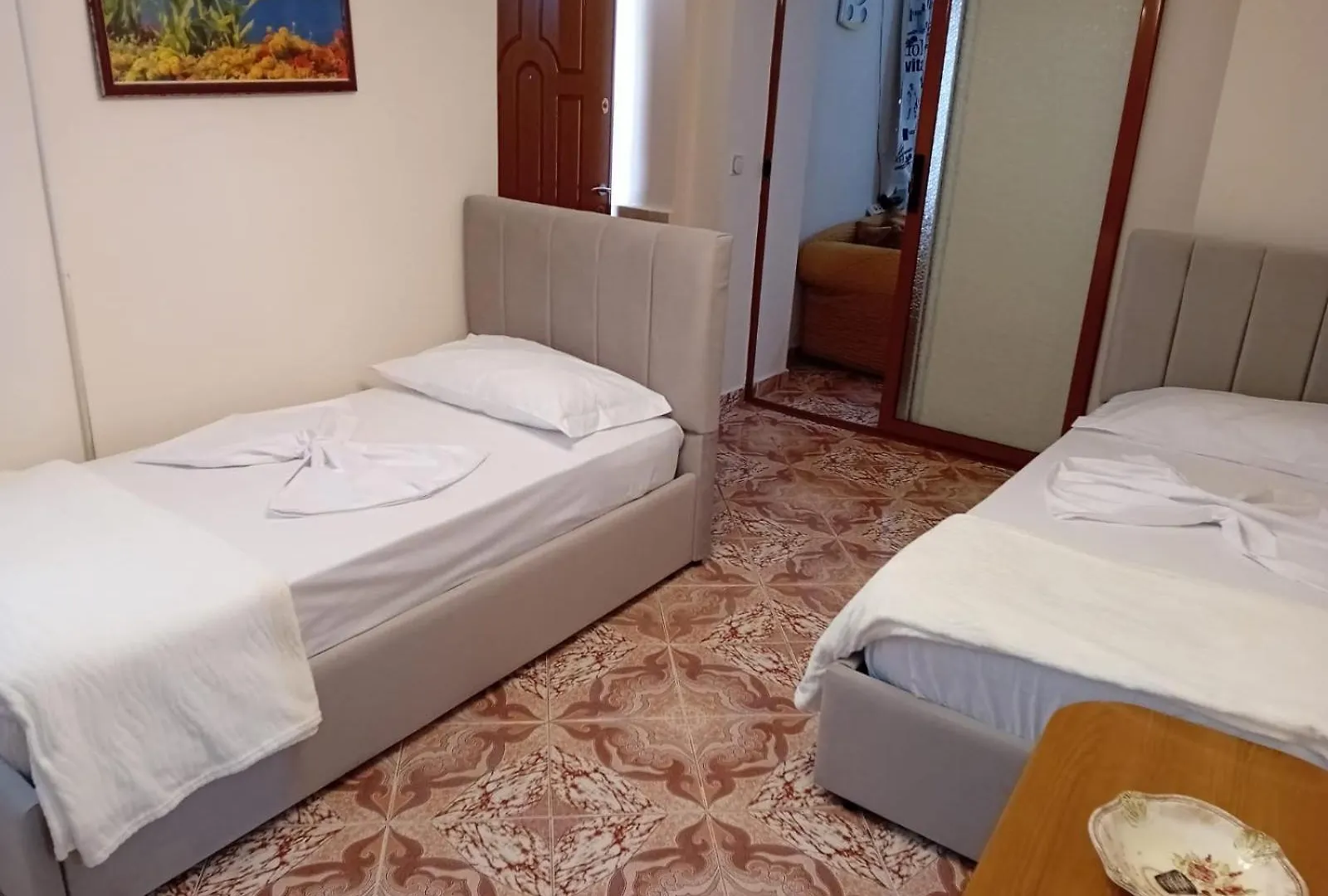 Gogo'S Sea Side Apartment Sarandë 알바니아